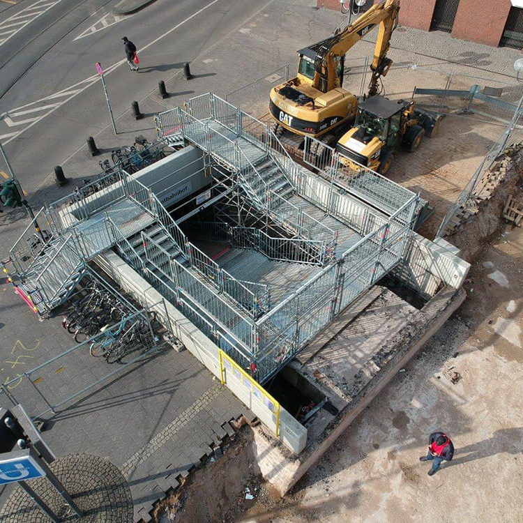 Referenzprojekt: Ingenieure Tomshöfer & Partner (Treppenanlage in Modulbauweise als Übergangskonstruktion)